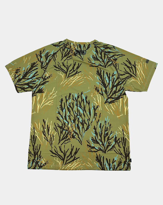 Wingshot Pro+ Performance Shirt - Dove Hunting Apparel - Fowl Camo Style - Wetland Camo Design - Peak Performance Gear - Short Sleeve Hunting Shirt - Welded Coretech™ Pocket - Super Stretch Fabric - Outdoor Hunting Attire - Reel Sportswear