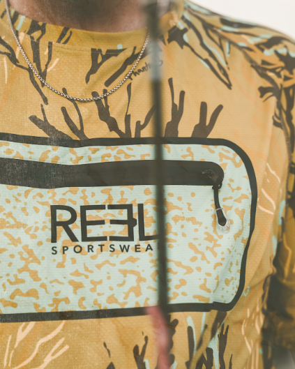 Wingshot Pro+ Performance Shirt - Dove Hunting Apparel - Fowl Camo Style - Wetland Camo Design - Peak Performance Gear - Short Sleeve Hunting Shirt - Welded Coretech™ Pocket - Super Stretch Fabric - Outdoor Hunting Attire - Reel Sportswear