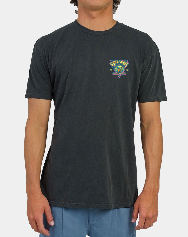 Everything is Bigger Tee – WBLK